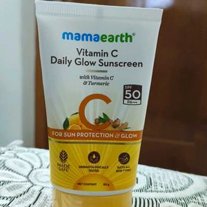 Mamaearth Vitamin C Daily GlowSunscreen SPF50PA+++