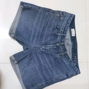 Denim Shorts U Love To Grab It