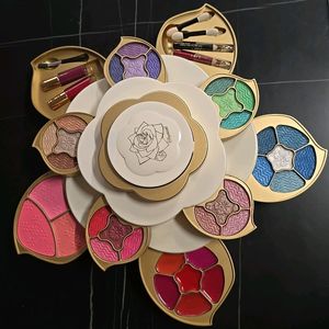 Petals Open To Reveal ProfessionalMakeupCollection