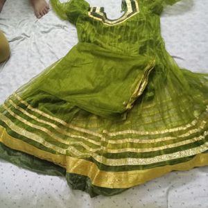 Simple Net Anarkali Set