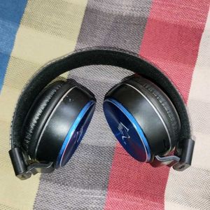 Headphone