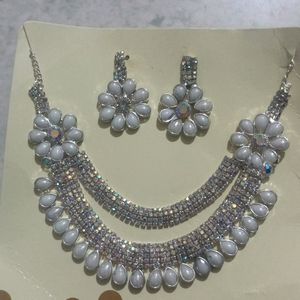 Fancy Necklace Set With Earrings