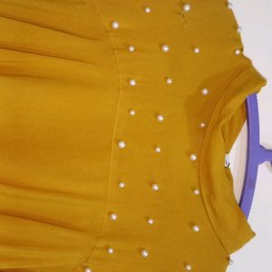 SALE FOR TODAY!! Cute Mustard Coloured Crop Top 💛