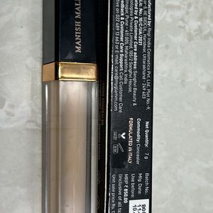 Manish Malhotra concealer