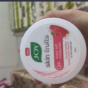 JOY Skin Fruits Super Soft Moisturize