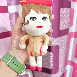 Dubai Airs host Girl Soft Toy Hand Band