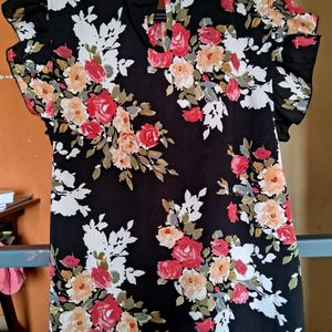 SHEIN ruffled Sleeve Floral Top