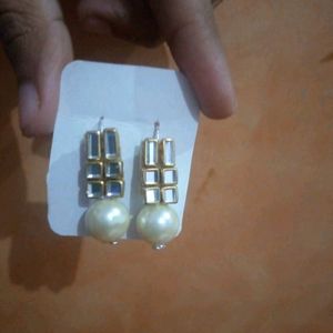 Kundan Earring With Moti