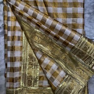 Beautiful Kerala Cotton Gold Cream ZariChecks Sari