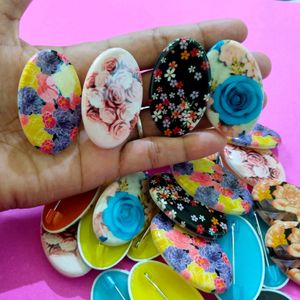 30 Printed Saree Pins/Broach