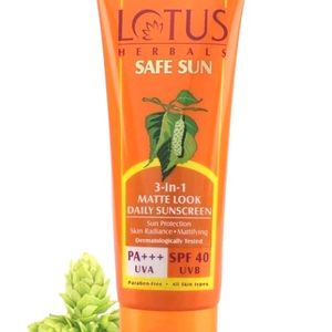 LOTUS HERBALS Safe Sun Matte-Look Sunscreen