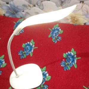 Study Table Lamp With Three Level Of Brightness