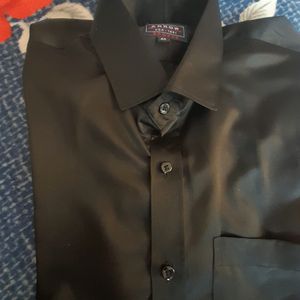 MEN SHIRT LOOK LIKE  NEW