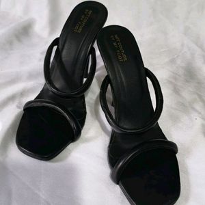 MFT Couture Black Heels