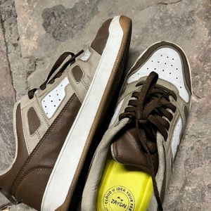 Good Looking Sneakers Uk9