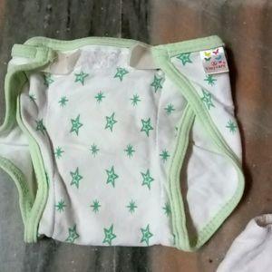 Velcro Nappy Medium