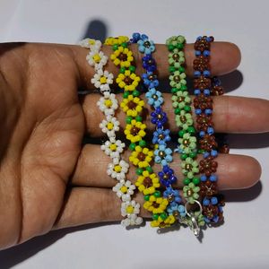 Flower Glass Beads Bracelet