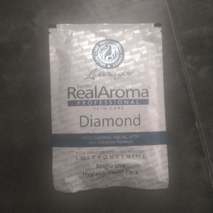 Real Aroma Dimond Facial Kit