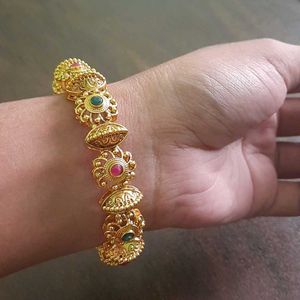 Set Of Bangles