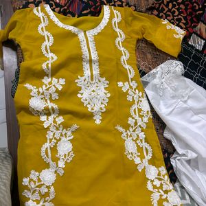 Pakistani Kurta Set