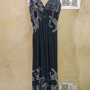 Stylish Sleeveless Black Dress/Gown