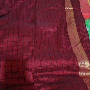 Woman Maroon  Silk Saree