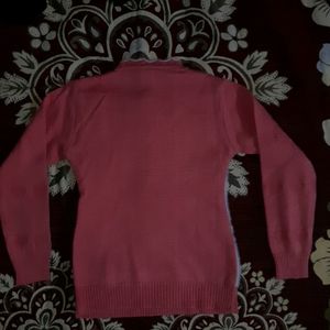 I'm  selling a sweater