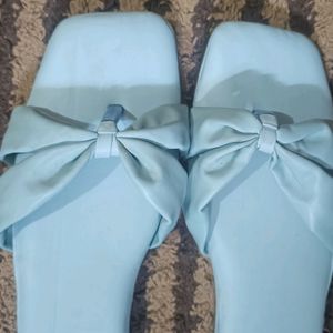 Beautiful Sky Blue Flats