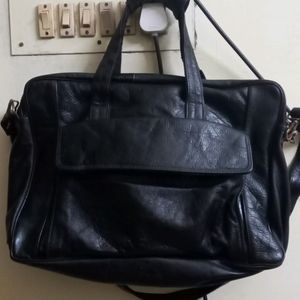 EXECUTIVE LEATHER SHOULDER BAG TOP CONDITION