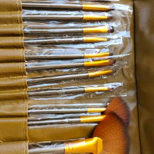 Brand 🆕 Makeup Brushes (Set Of 24)