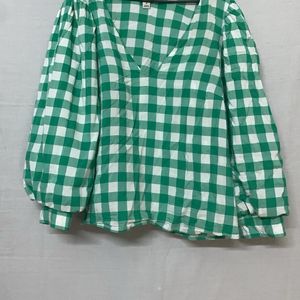 Very Trendy Check Top