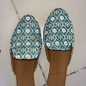 Jaipuri Embroidered Sandles