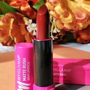 MyGlamm Matte Rush Lipstick - Rich In Birmingham