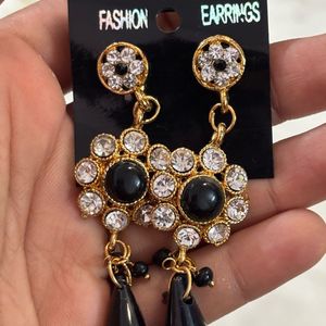 black Kundan Earrings And Pendant