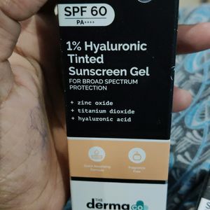 Derma Co Tinted Sunscreen