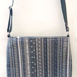 Black&White Sling Bag