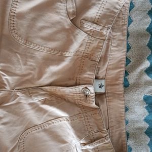 Capri Cargo Type Pant