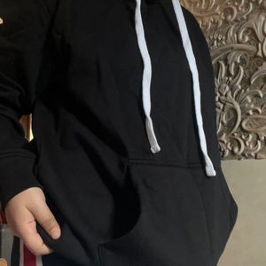 warm baggy hoodie.Heavy quality.Brand new