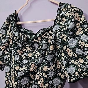 H&M Floral Crop Top