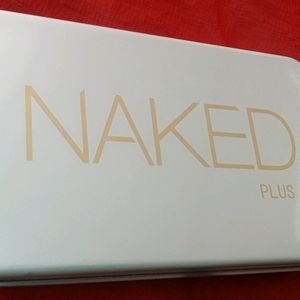 Naked Plus Make-up 12 Brush