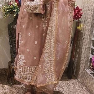 Pakistani Suit Set