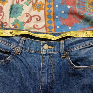 High Waist Straight Fit Jeans