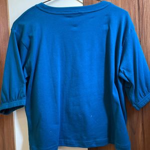 Unused Unwashed Top-Fresh Blue Colored