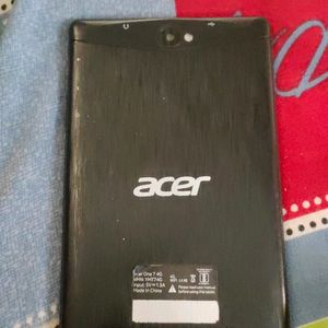 Acer one 7 4g