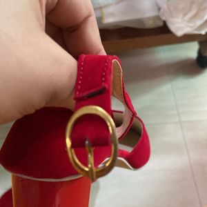 Sexy Red Pointed Toe Heels , Stylish Colour Heel