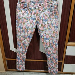 Floral Print Girlish Jean