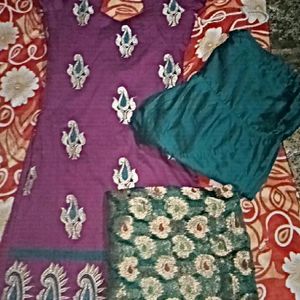 Kurta Pyjama Set