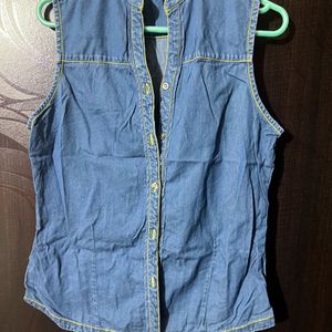 Sleeveless Denim Women Jacket