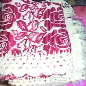 Shawl Woolen