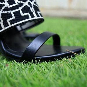 Stalk Heels Brand New